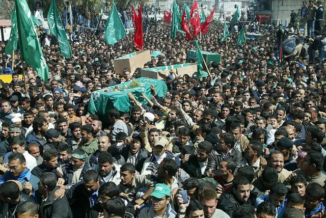 200,000 oo falastiiniyiin ah ayaa ka soo qaybgalay aaskiisa.