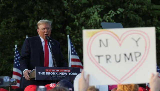 டொனால்ட் டிரம்ப்