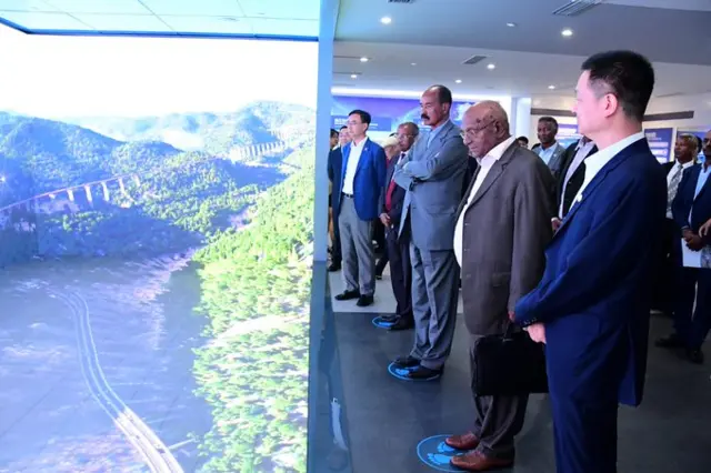 ኢሳይያስን ሚኒስተራቱን ትካላት ቻይና እናተዓዘቡ