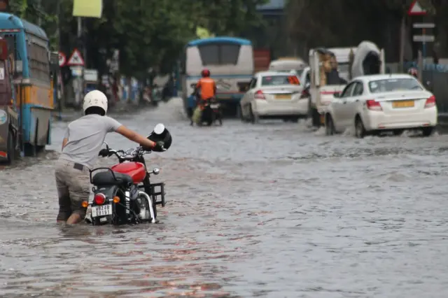 कोलकाता में बाढ़