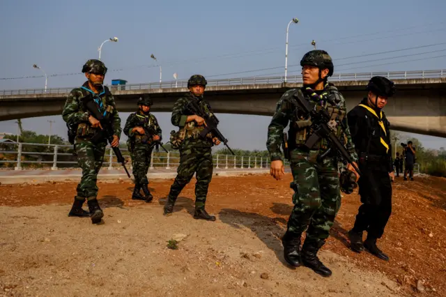 พันเอก ณัฐกร เรือนติ๊บ