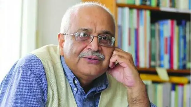 অর্থনীতিবিদ দেবপ্রিয় ভট্টাচার্য