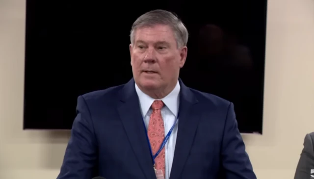 అమెరికా అధికారి