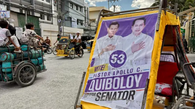 두테르테-키볼로이 선거 포스터
