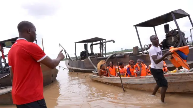 Ndị na-eme njem n'ụgbọmmiri