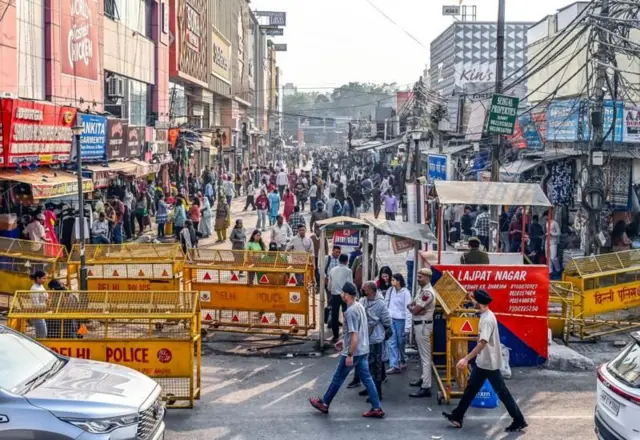 டெல்லி கார் வெடிப்பு, 3 மருத்துவர்கள் கைது,