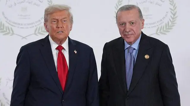 Trump ve Erdoğan yan yanalar