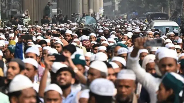 যুগপৎআন্দোলন থেকে ধর্মভিত্তিক দলগুলো নির্বাচনি জোট করতে পারে বলে রাজনৈতিক বিশ্লেষকেরা মনে করেন।