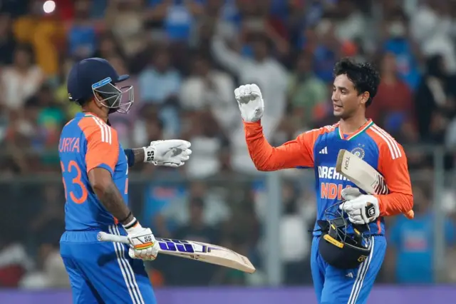 क्रिकेट