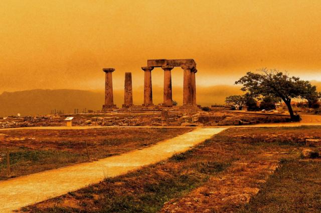 Оранжевый туман в Греции