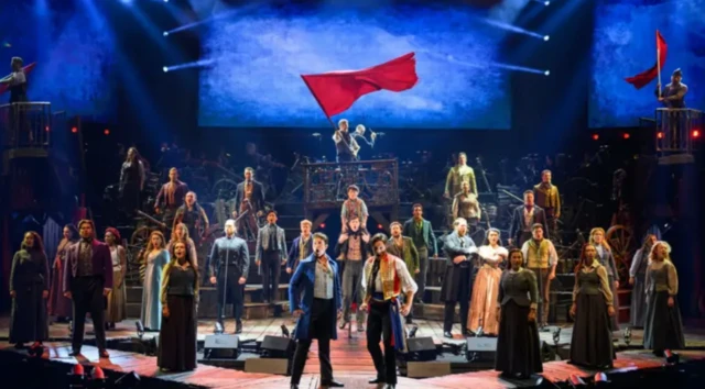 ਮਿਊਜ਼ਿਕਲ - "ਲੇ ਮਿਜ਼ਰੇਬਲਜ਼