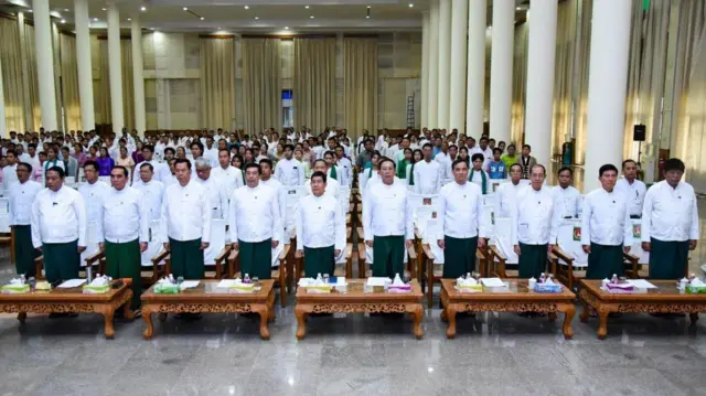 ၂၀၂၄ သြဂုတ် ၁၃ ရက်နေ့က တွေ့ရတဲ့ ကြံ့ခိုင်ရေးပါတီ ထိပ်ပိုင်းခေါင်းဆောင်များ