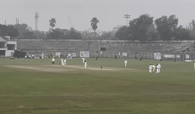 मुंबई के ख़िलाफ़ बिहार की दो टीमें रणजी का मैच खेलने पहुँची थीं.