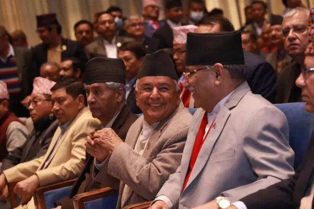 प्रचण्ड र पौडेल