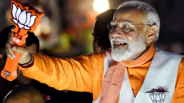 नरेंद्र मोदी