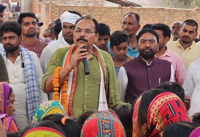 इंडिया गठबंधन उम्मीदवार प्रदीप यादव.