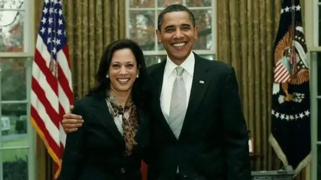 Harris na Obama katika Ofisi ya Oval baada ya kushinda urais.