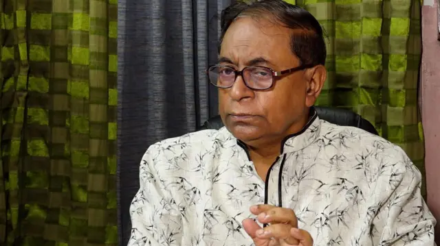 বিপ্লবী ওয়ার্কার্স পার্টির সাধারণ সম্পাদক ও গণতন্ত্র মঞ্চের অন্যতম শীর্ষ নেতা সাইফুল হক 