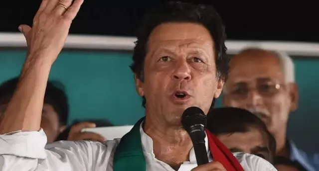 ইমরান খান