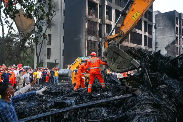 બીબીસી ગુજરાતી ઍર ઇન્ડિયા ઍર હૉસ્ટેસ રોશની સોંઘારે ઇન્સ્ટાગ્રામ