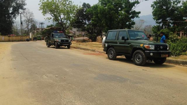 নিরাপত্তা বাহিনীর টহল