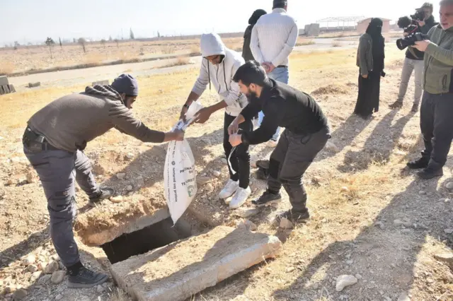 Suriah, kuburan massal