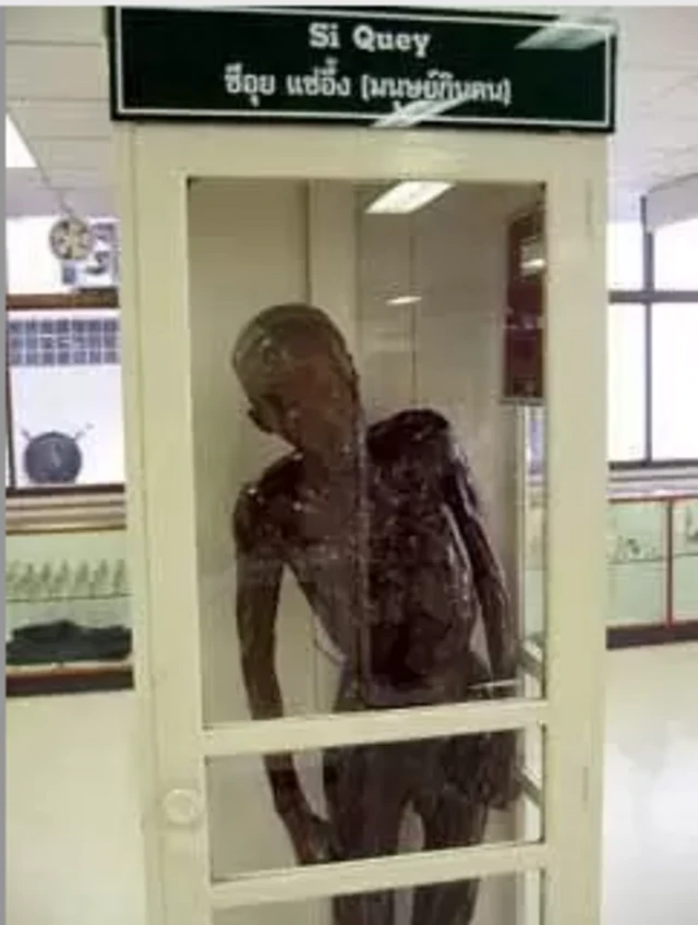 TWITTER @กล้าเปลี่ยน \7