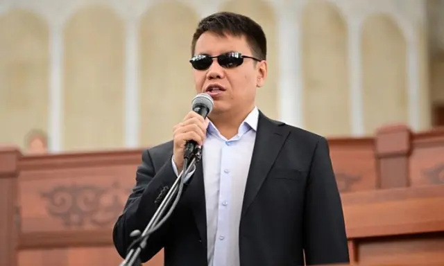 Дастан Бекешев, Жогорку Кеңештин депутаты