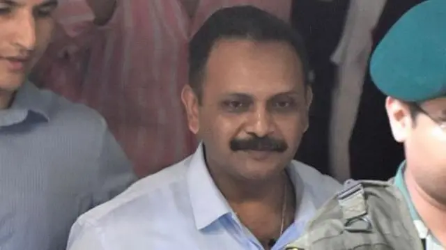 नोव्हेंबर 2008 ला ले. कर्नल प्रसाद पुरोहित यांना मध्य प्रदेशातून लष्करानं एटीएसच्या ताब्यात दिलं.
