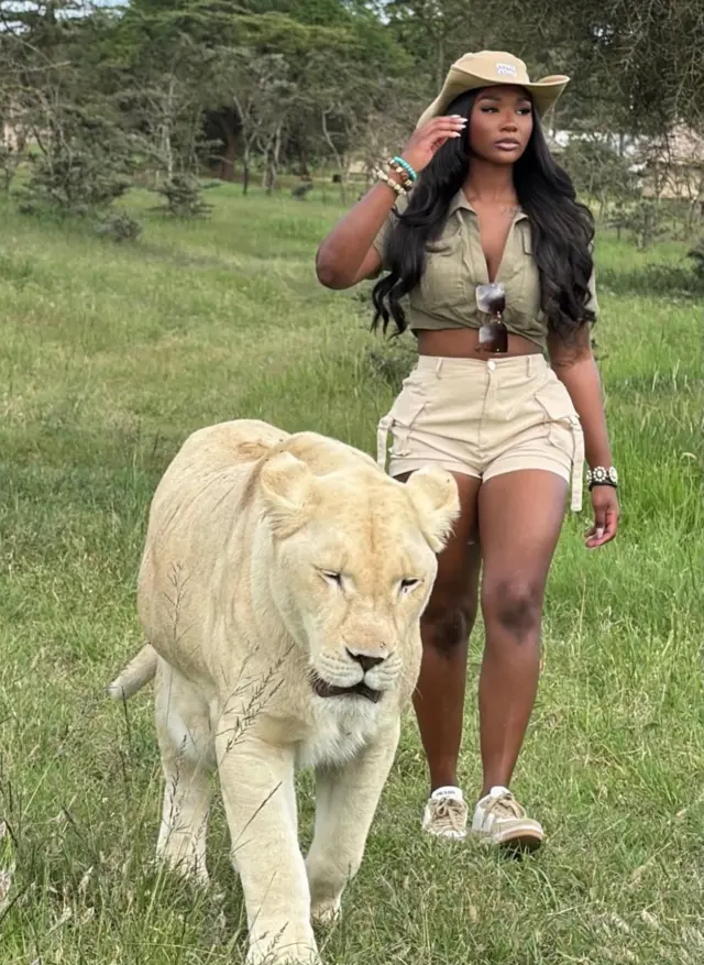 Nta makuru arambuye aratangazwa n'abategetsi cyangwa polisi ku rupfu rurimo kuvugwa rwa Ashlee Jenae