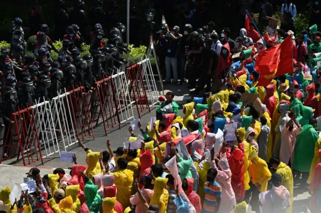 ၂၀၂၁ ခုနှစ် အာဏာသိမ်းစတုန်းက ဆန္ဒထုတ်ဖော်မှုမြင်ကွင်း