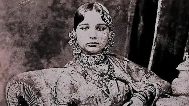 वाजिद अली शाह की पत्नी बेगम हजरत महल