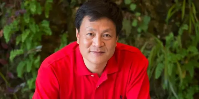 Kongjian Yu 