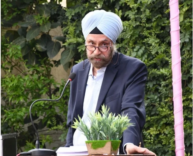 ਨਵਤੇਜ ਸਰਨਾ