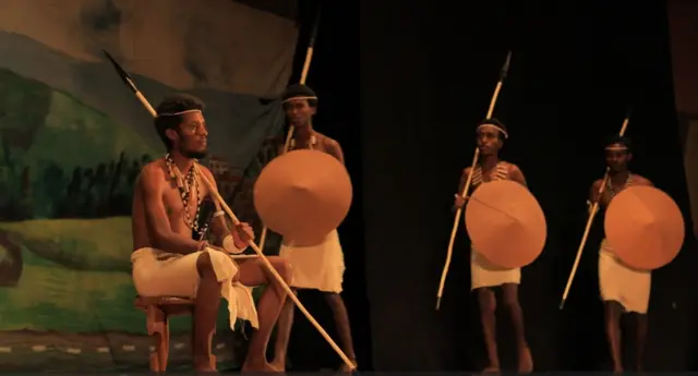 Agarsiisa tiyaatira Walaabuu