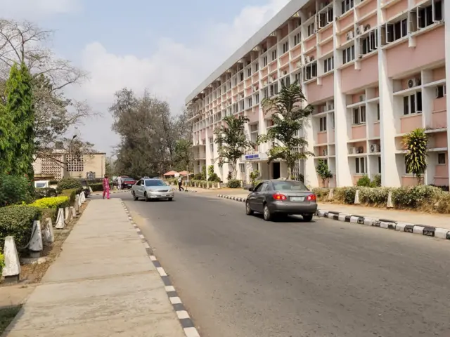 Inu ọgba ile ẹkọ fasiti Ibadan