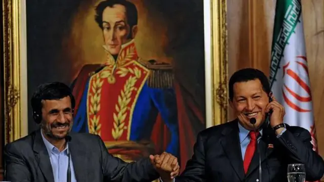 Mahmoud Ahmadinejad na Hugo Chávez walikuwa wahusika wakuu katika kuunganisha muungano kati ya Iran na Venezuela.