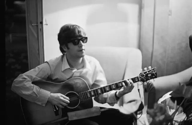 Джон Леннон