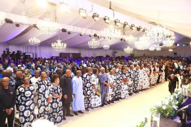 Commendation service 