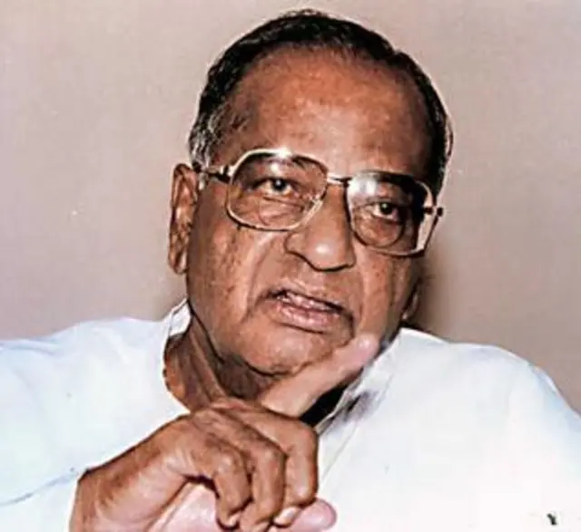 டி.என்.சேஷன் - இந்திய முன்னாள் தலைமை தேர்தல் ஆணையர்