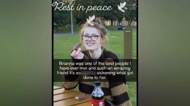 A menina X postou uma homenagem a Brianna no Snapchat após o assassinato