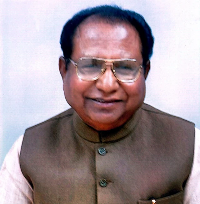 યોગેન્દ્ર મકવાણા, ગુજરાતના દલિત નેતા, રાજકારણ, બીબીસી ગુજરાતી, ગુજરાત, સોજિત્રા, દલિત નેતા, ઇન્દિરા ગાંધી, રાજીવ ગાંધી, ડૉ. બાબાસાહેબ આંબેડકર