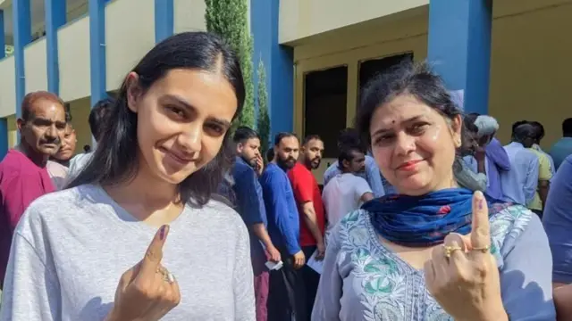 લોકસભા ચૂંટણી માટે ગુજરાતમાં મતદાન