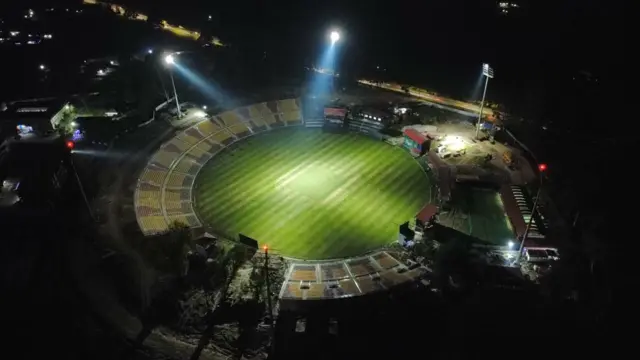 यसपालि फ्लड लाइट जडान गरिएको छ