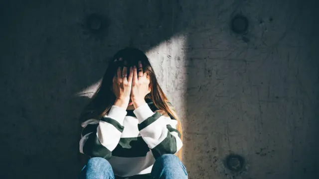 திருப்பூர்: மனமுதிர்ச்சியற்ற 17 வயது சிறுமிக்கு கூட்டுப் பாலியல் வன்கொடுமை