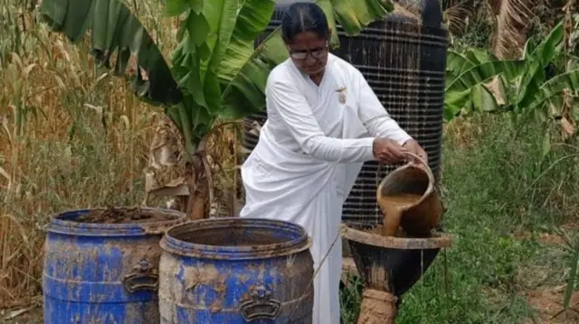 ருக்மணி பாபுராவ் கும்பார்