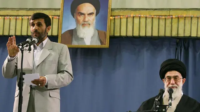 خامنه‌ای و احمدی‌نژاد