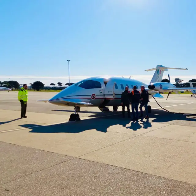 İtalya yardım uçağı