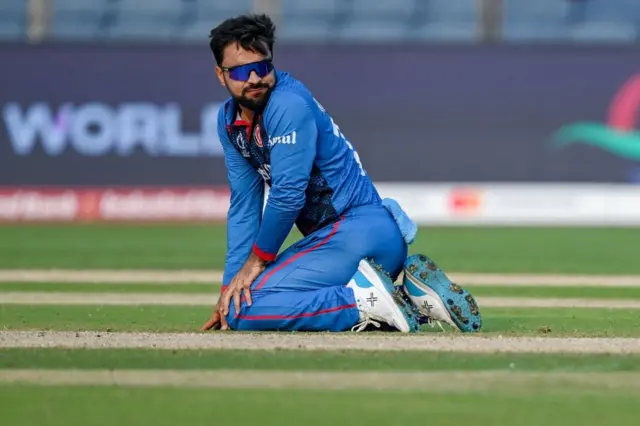 இலங்கை அணி தடுமாற்றம்