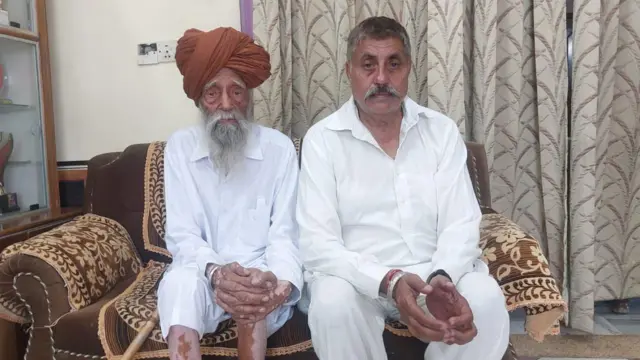 ਫੌਜਾ ਸਿੰਘ ਆਪਣੇ ਪੁੱਤਰ ਨਾਲ